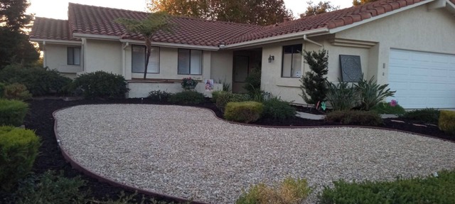 Elegant 3 bedroom 2 bathroom home on three golf courses 1 mile from the beach.