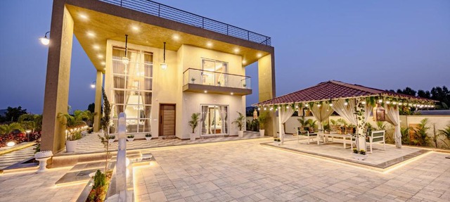 ELIVAAS Heaven in Hills Mountara 3 BHK Villa with Lounge & Pvt Pool