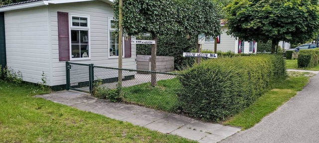 Gemütliches Chalet mit Terrasse by Interhome