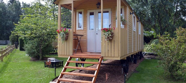 Gîte insolite ''La Bengali''. A trailer in the heart of nature.