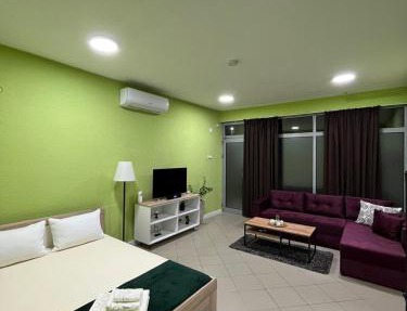 Green Apartment