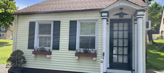 Historic Whitneyville Cottage