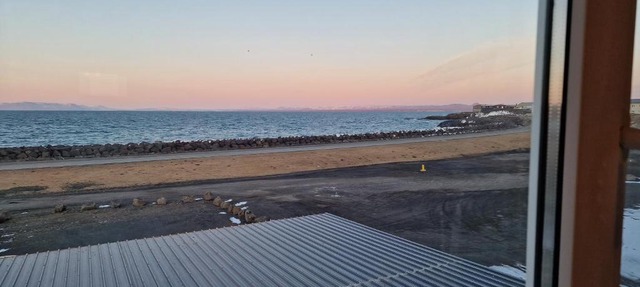 Home by the Sea H23