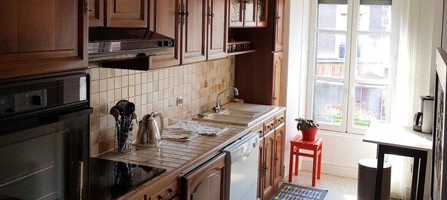 Homerez - Bonito apartamento para 2 pers. con terraza y balcón en Langogne