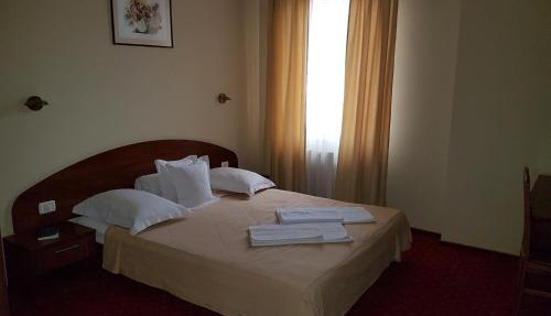 Hotel Iris