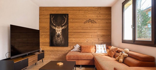House in Formigueres Real with a sunroom, game room, and a terrace with a fire pit