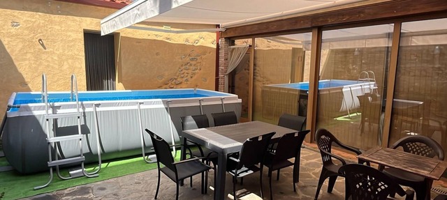 Casa con piscina, ping pong y bbq a 15min playa