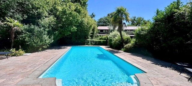 HOUSE WITH SWIMMING POOL IN BOUTIGNY (FORET DE RAMBOUILLET)