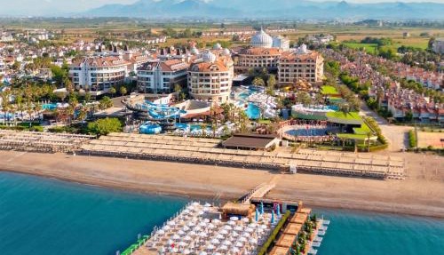 Kirman Belazur Resort & Spa