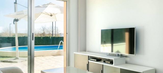 Apartamento acogedor con piscina y jardín privados en Figueres
