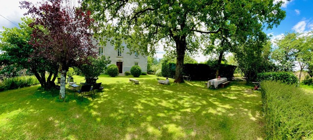 Maison de Maître Chaleureuse