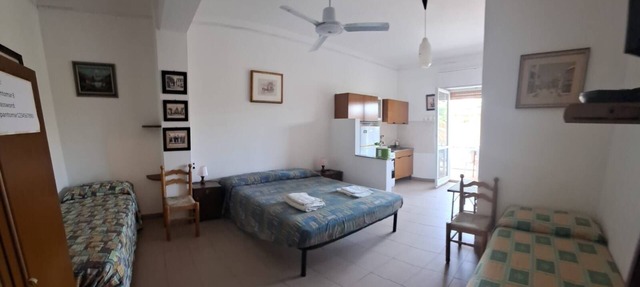 Marina, seaside area, 5 min.walk beach, 15 min. trainstation, wi fi. parking.