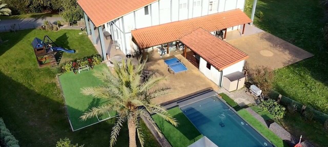 CASA MARKAIDA CON PISCINA