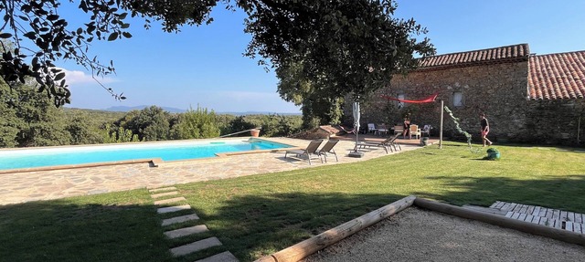 Mas Cévenol Isolé Dans un Écrin de Verdure, Avec Grande Piscine, 16 Couchages