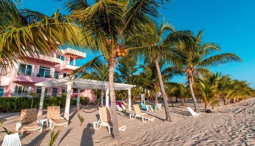 Miramar Suites