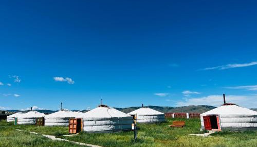 MONKHSUURI GUESTHOUSE