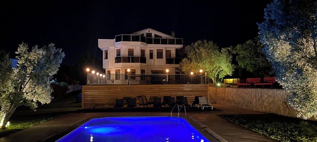 Nefes URLA Villa