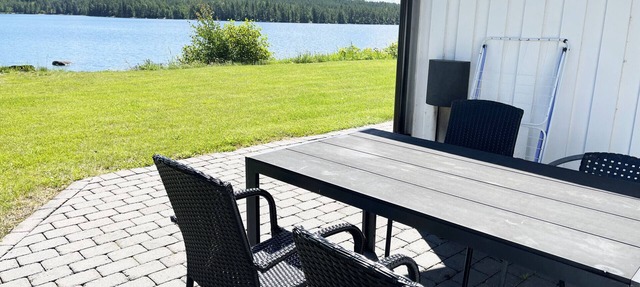 Nice cottage located on a lake plot by Lake Flaten outside Virserum | SE05071