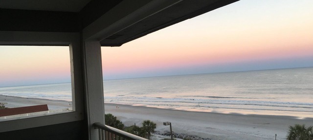 ABSOLUTA MEJOR UBICACIÓN! OCEAN, BEACH & POOL FRONT-2 ADJACENT CONDOS-NEW REMODEL!