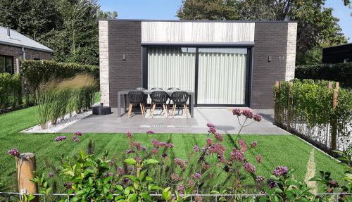 Prachtige bungalow op vakantiepark bij zee.