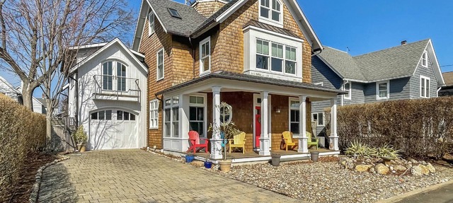 Premier Branford Waterside Property - Rooftop Deck, kayaks, water views, private office, patio
