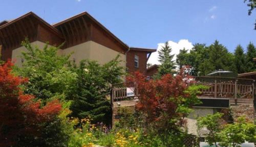 Queens Garden Pension