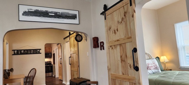 Railroad themed 3-bedroom house in Boone The Main Street Station is pet friendly