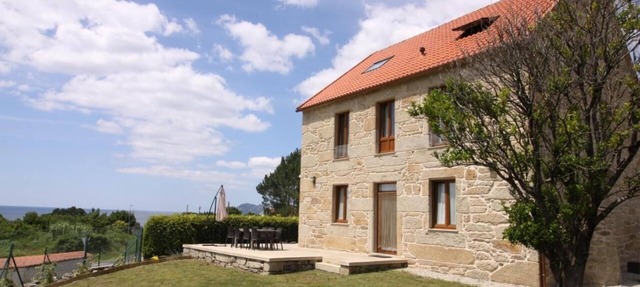 Renoviertes Steinhaus 5 Minuten vom Strand für Familien und Freunde
