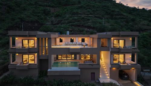 SaffronStays Aurum Villa, Moringa Valley - 4BR hilltop villa with Aravalli views, bonfire & trails near Lake Pichola