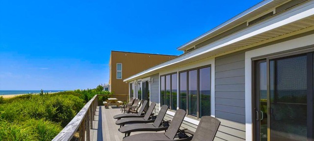 Sea Del Estates -- 39688 Sea Del