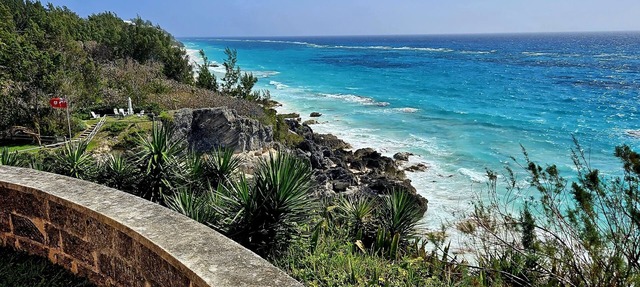 Sea Song 3 Bdrm Beachfront house on Marley Beach with great beach and sea views.