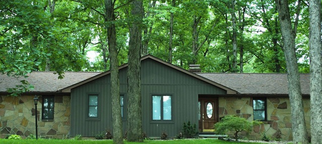 Sherwood Forest Park- 6BD/3BA on Private Ohio Land