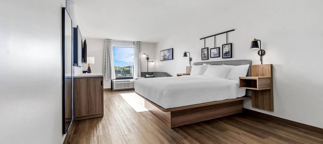 Sleep Inn & Suites Savannah Tennessee Riverfront