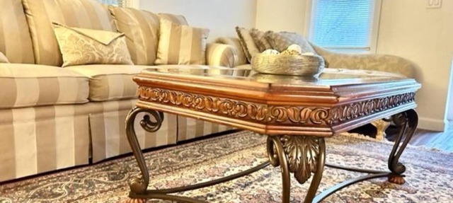 Spacious Cape Cod in Monroeville