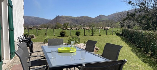 Spacious house close to mountains and beaches