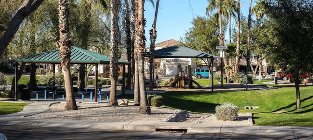 Superstition Serenity 4BR /w Hot Tub, Hiking, Golfing