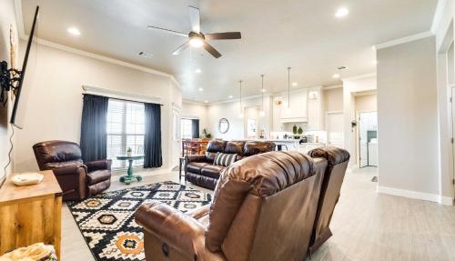 Texas Home w/Hot Tub: 3 Mi to Downtown Canyon!
