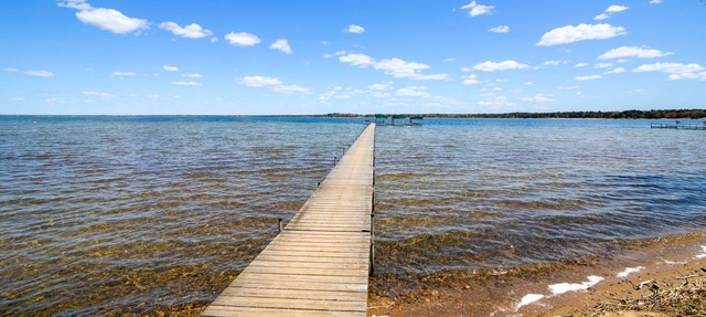 Up North Resort Located on Beautiful Pelican Lake in Nisswa, MN!