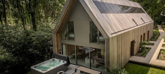 Woodz Lodges - Lodge with Jacuzzi | 8p