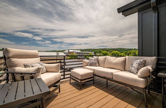 5 Star Flat in Downtown Trussville