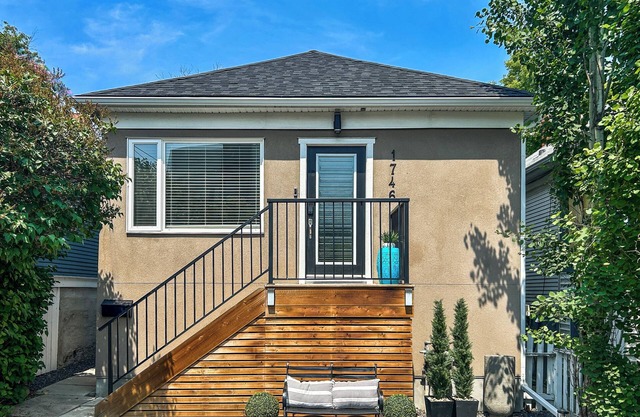 Charming Marda Loop Flathouse in Calgary - Pets welcome!