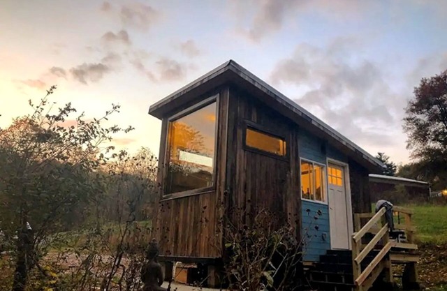 Fantastic West Virginia Glamping Retreat near Oglebay Park