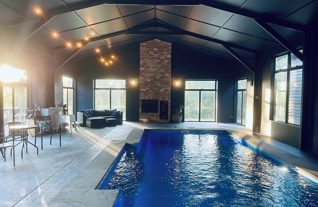 Grangeford Retreat: Indoor Pool, Forest and Restaurants, Trentham