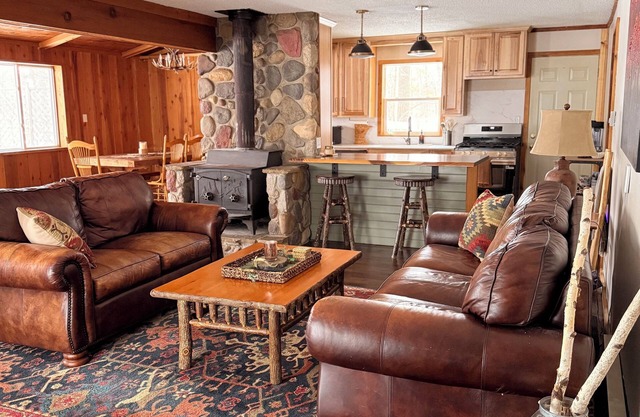 Hay Lake Hideaway a Family Friendly Northwoods Retreat!
