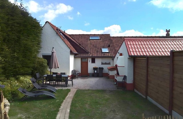 Casa vacacional 'Gîte Le Point Du Jour' con Wi-Fi