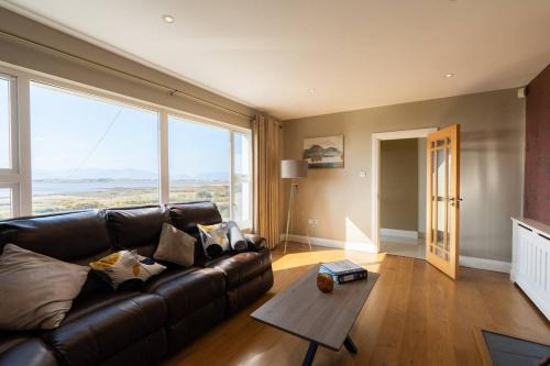 Inch by the Sea - Sea Views