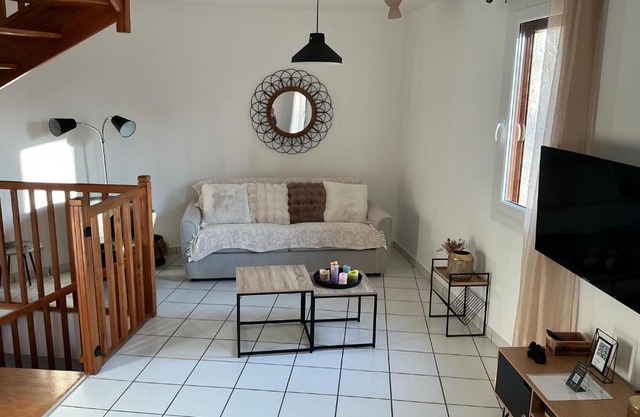 la dent du loup gîte à Noyarey, proche de Grenoble, garage gratuit, climatisation