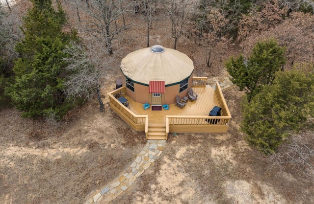 Romantic Yurt in the North Texas Hill Country