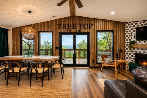Ski Slope Views Hot Tub & Best Resort Spot!