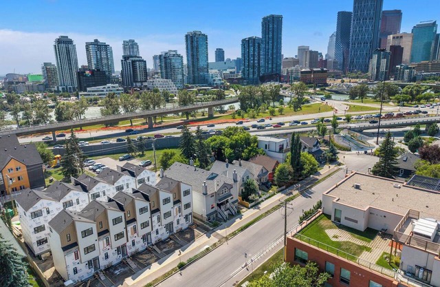 The Weekender | Cozy Bridgeland Retreat | Sleeps 2